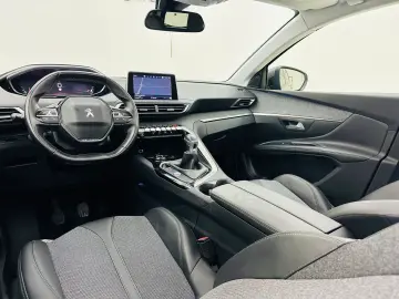 PEUGEOT 5008 2017 1.2I E6 Garantie 12 Luni Rate Avans 0 Doar