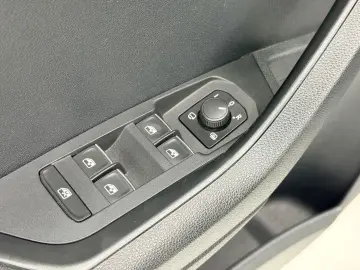 SKODA KAROQ 2018 4X4 2.0D E6 GARANTIE 12 LUNI Rate Avans 0 D