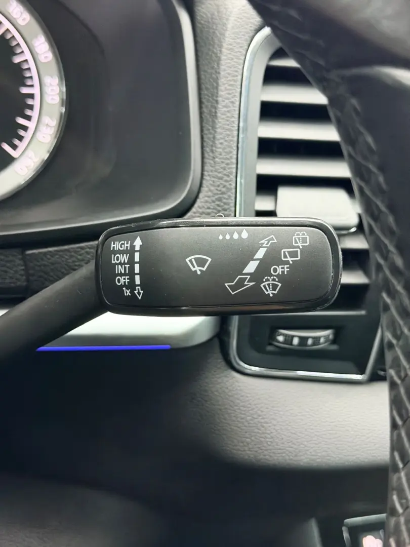 SKODA KAROQ 2018 4X4 2.0D E6 GARANTIE 12 LUNI Rate Avans 0 D