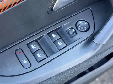 PEUGEOT 2008 2021 1.2I E6 Garantie 12 Luni Rate Avans 0 Doar