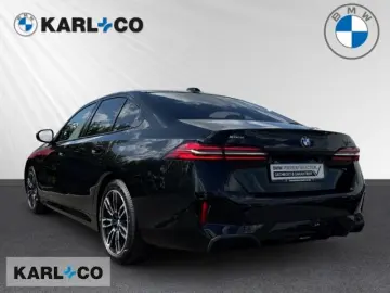 540 d xDrive Limo M-Sport HUD B&W DrivAssistProf