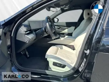 540 d xDrive Limo M-Sport HUD B&W DrivAssistProf