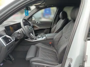 X5 xDrive30d M SPORTPAKET PRO ANH.KUPPLUNG ICONI