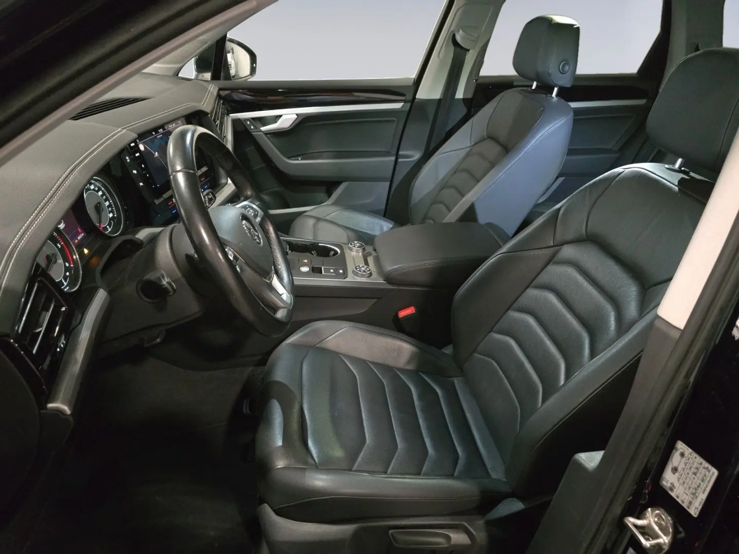 Touareg 4Motion NAVI LED KAMERA AHK LEDER