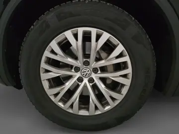 Touareg 4Motion NAVI LED KAMERA AHK LEDER