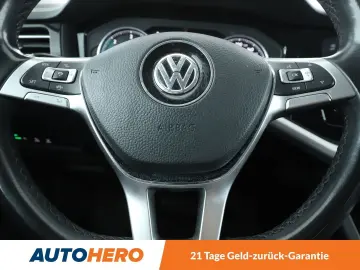 Touareg 3.0 V6 TDI 4Motion Aut. NAVI CAM ACC SHZ