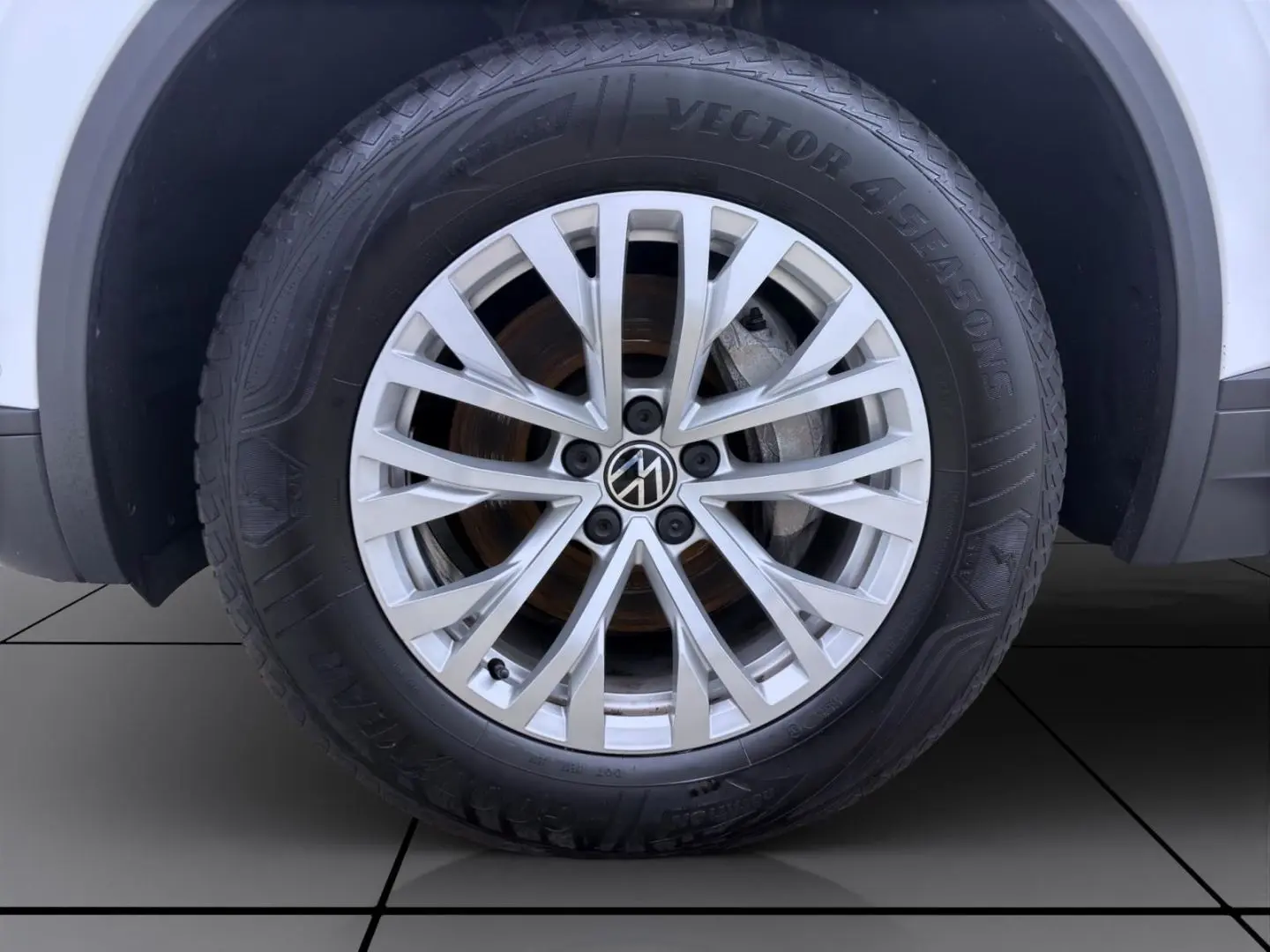 Touareg 3.0 TDI DSG 4M AHK KAMERA PDC NAVI KLIMA