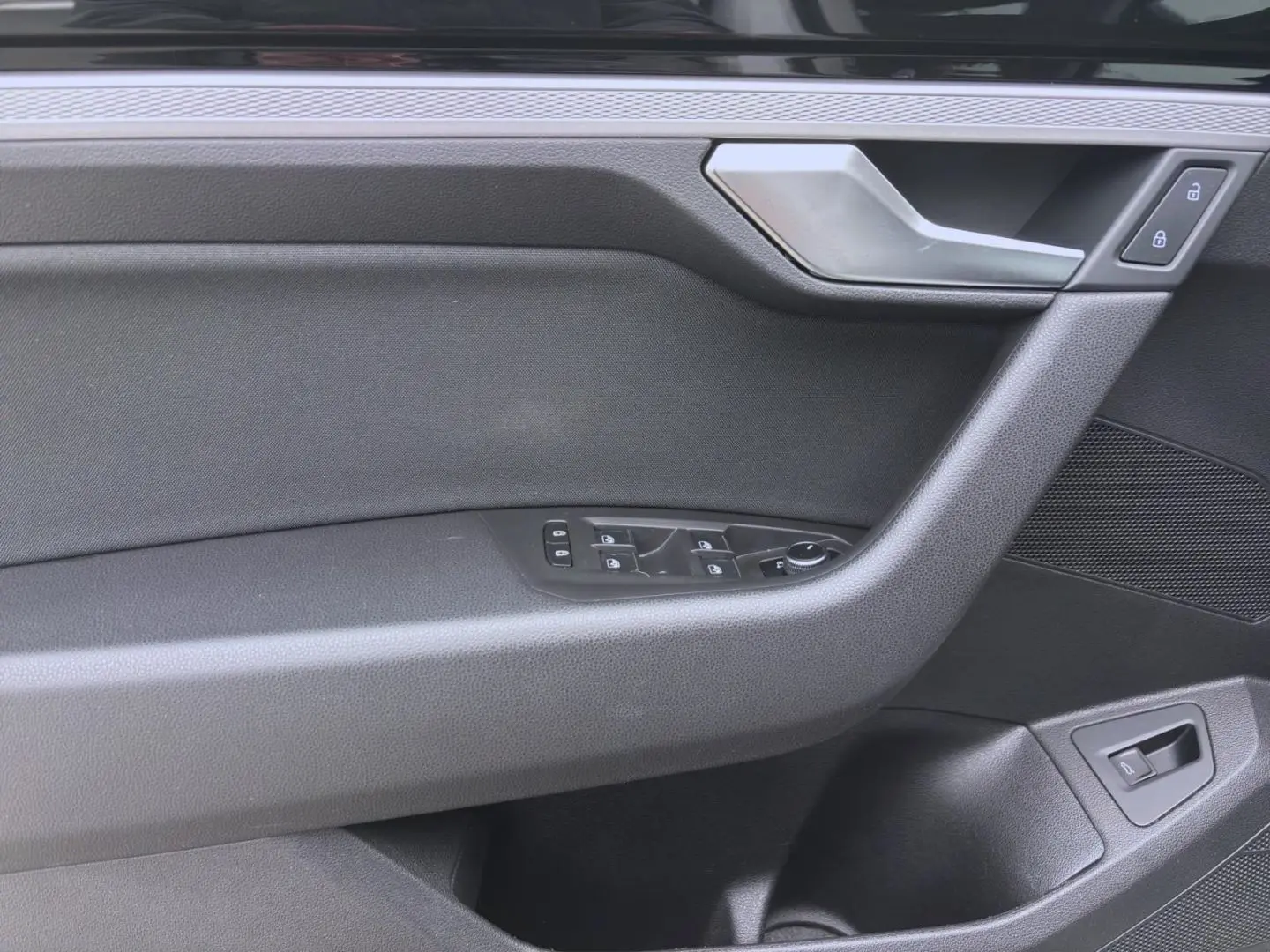 Touareg 3.0 TDI DSG 4M AHK KAMERA PDC NAVI KLIMA