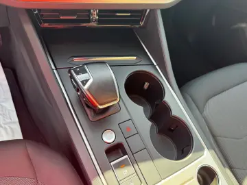 Touareg 3.0 TDI 4Motion  NAVI LED SPUR 67TKM