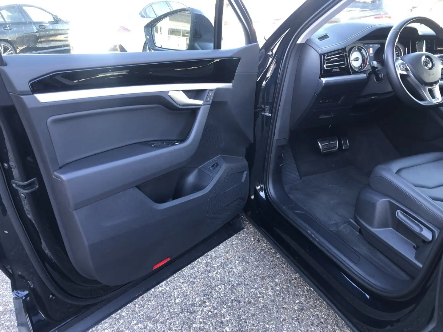 Touareg 3.0 TDI V6 4Motion (Navi LED AHK ACC Led