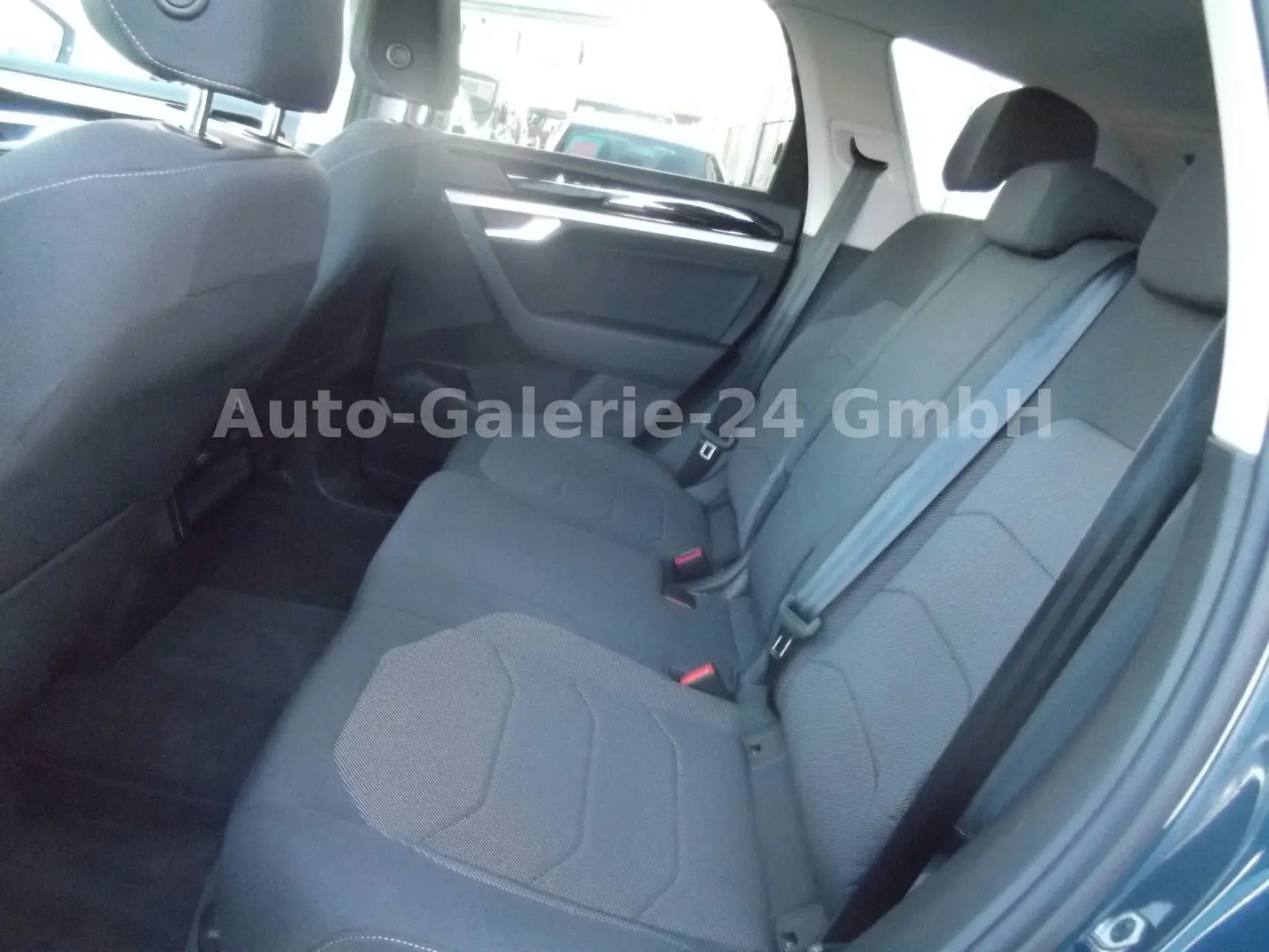 Touareg 3 0 TDi 4Motion Autom  Navi  LED