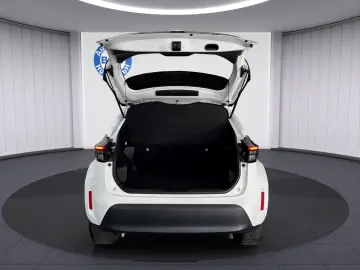 Yaris Cross Hybrid FWD 1Ha LED KAMERA NAVI ACC