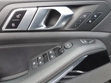 X5 40 i xDri M Sport Pro Sky Massage 360 AHK 22