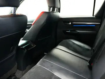 TOYOTA HILUX 2.8 DC AT GR SPORT