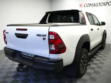 TOYOTA HILUX 2.8 DC AT GR SPORT