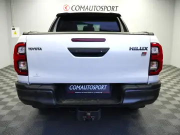 TOYOTA HILUX 2.8 DC AT GR SPORT