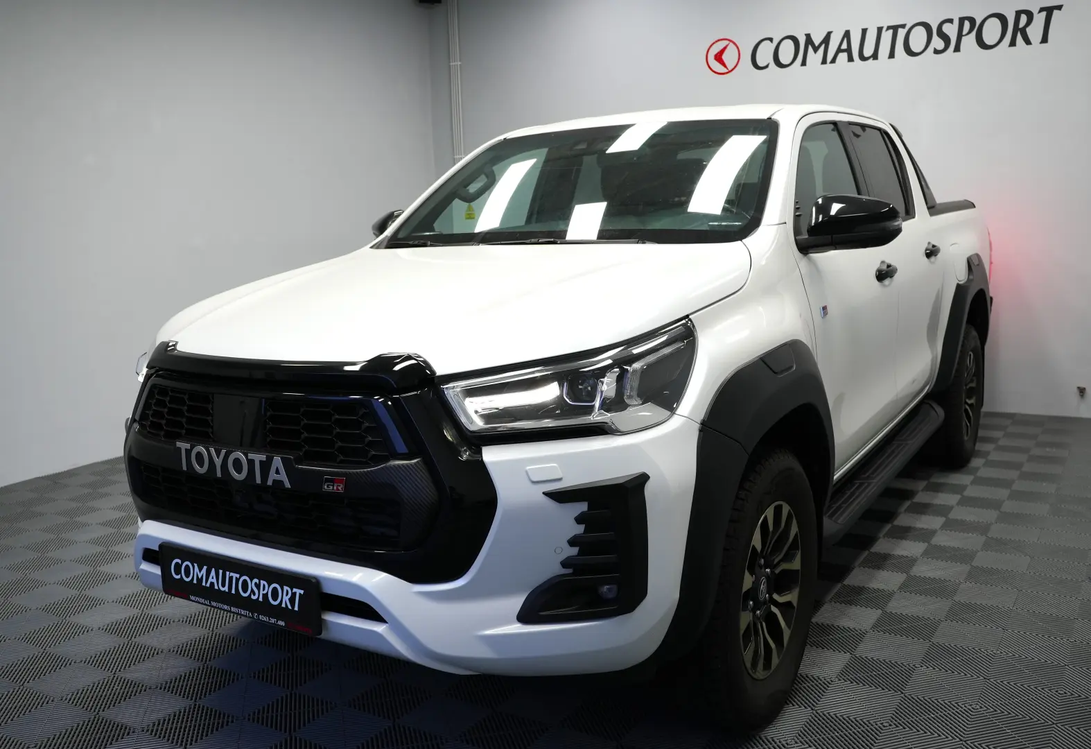 TOYOTA HILUX 2.8 DC AT GR SPORT