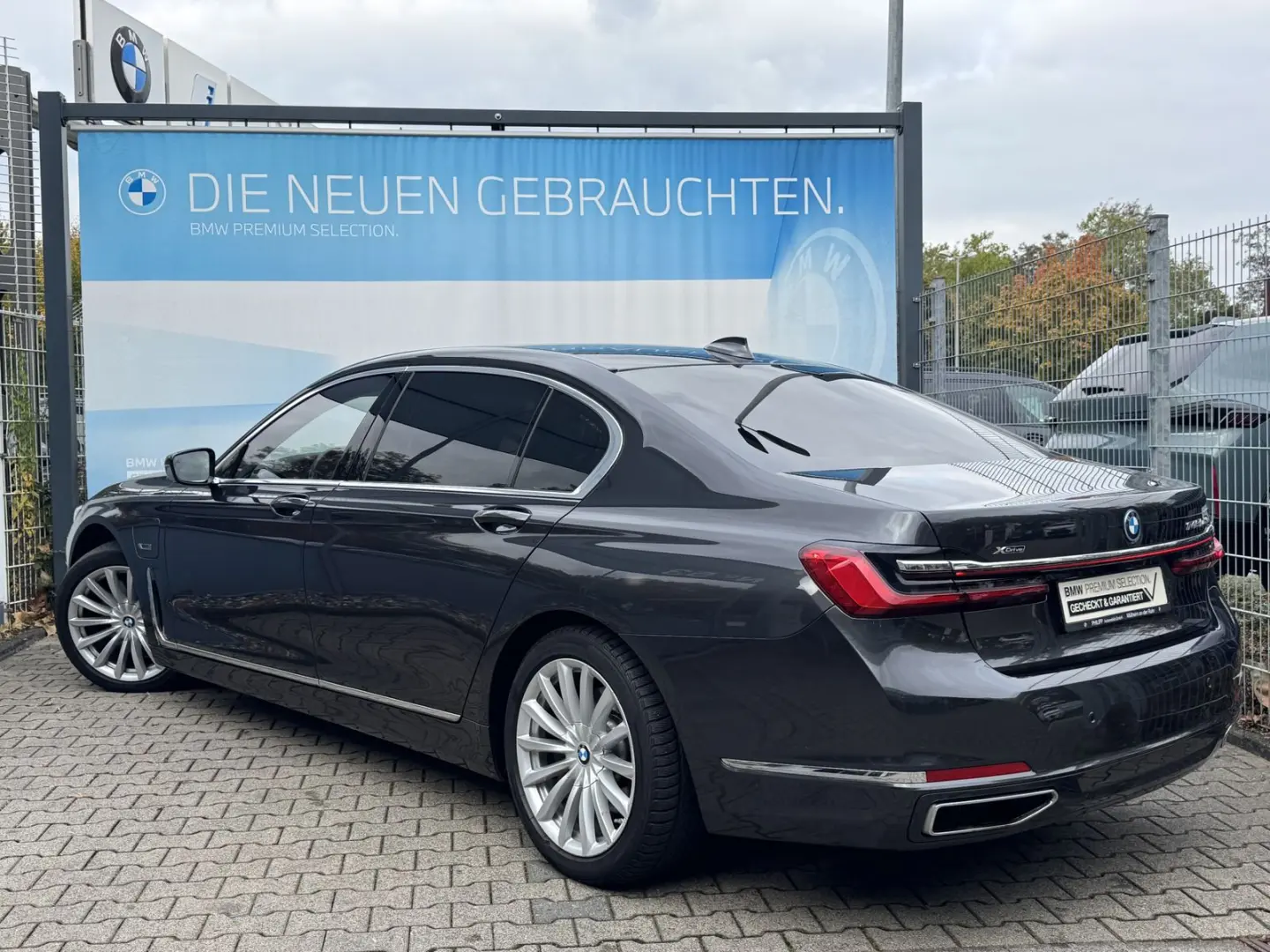 BMW 745Le xDrive Glasdach DA-Pro LASER Massage 360