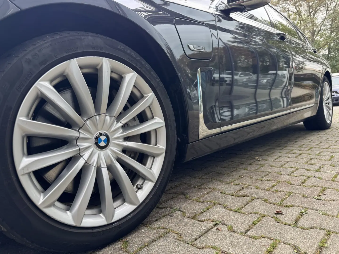 BMW 745Le xDrive Glasdach DA-Pro LASER Massage 360