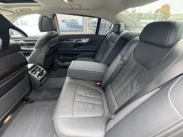 BMW 745Le xDrive Glasdach DA-Pro LASER Massage 360