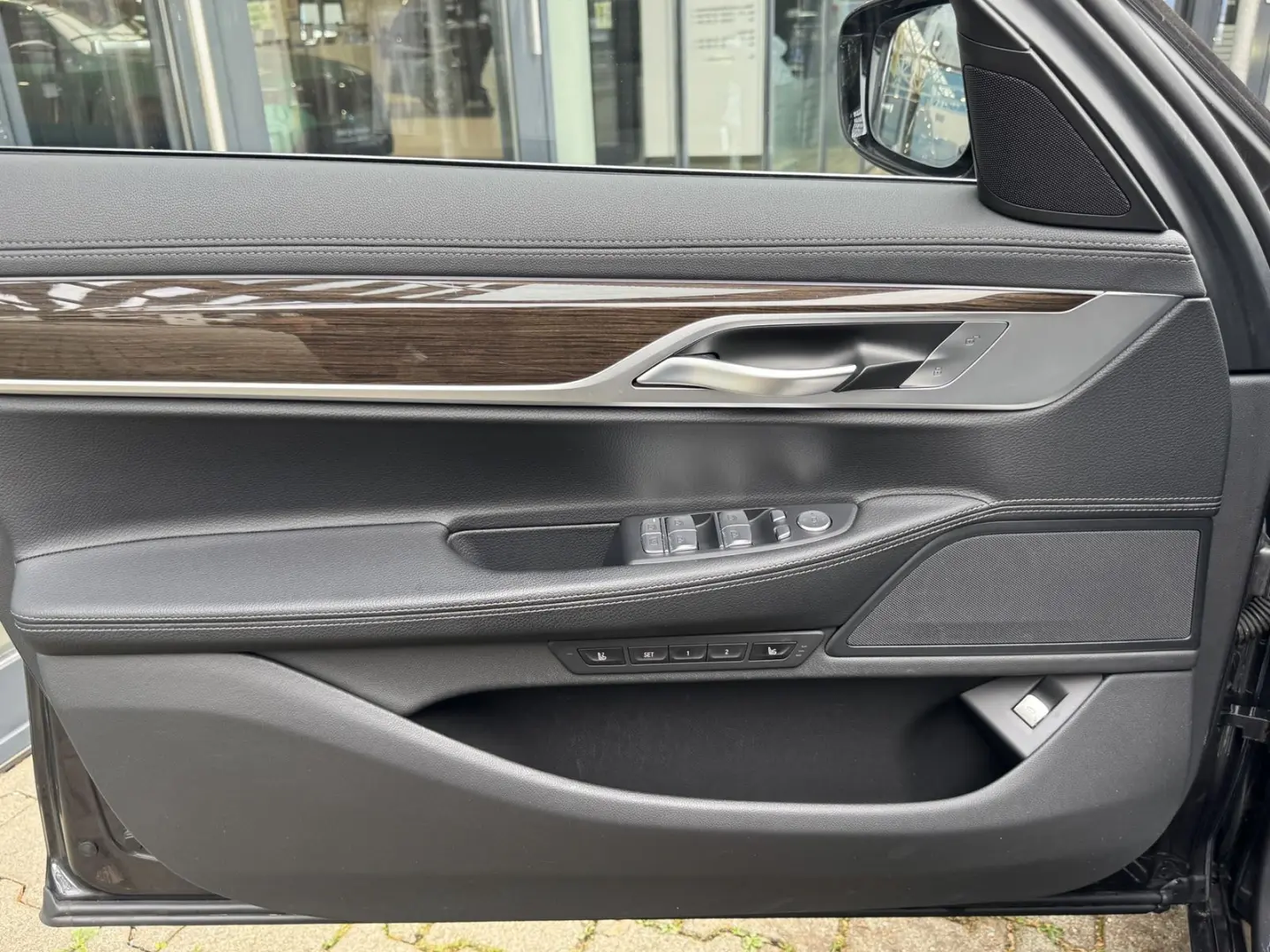 BMW 745Le xDrive Glasdach DA-Pro LASER Massage 360