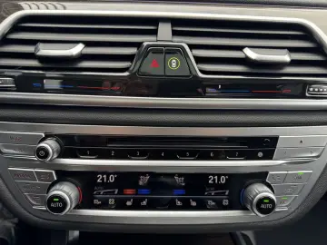 BMW 745Le xDrive Glasdach DA-Pro LASER Massage 360