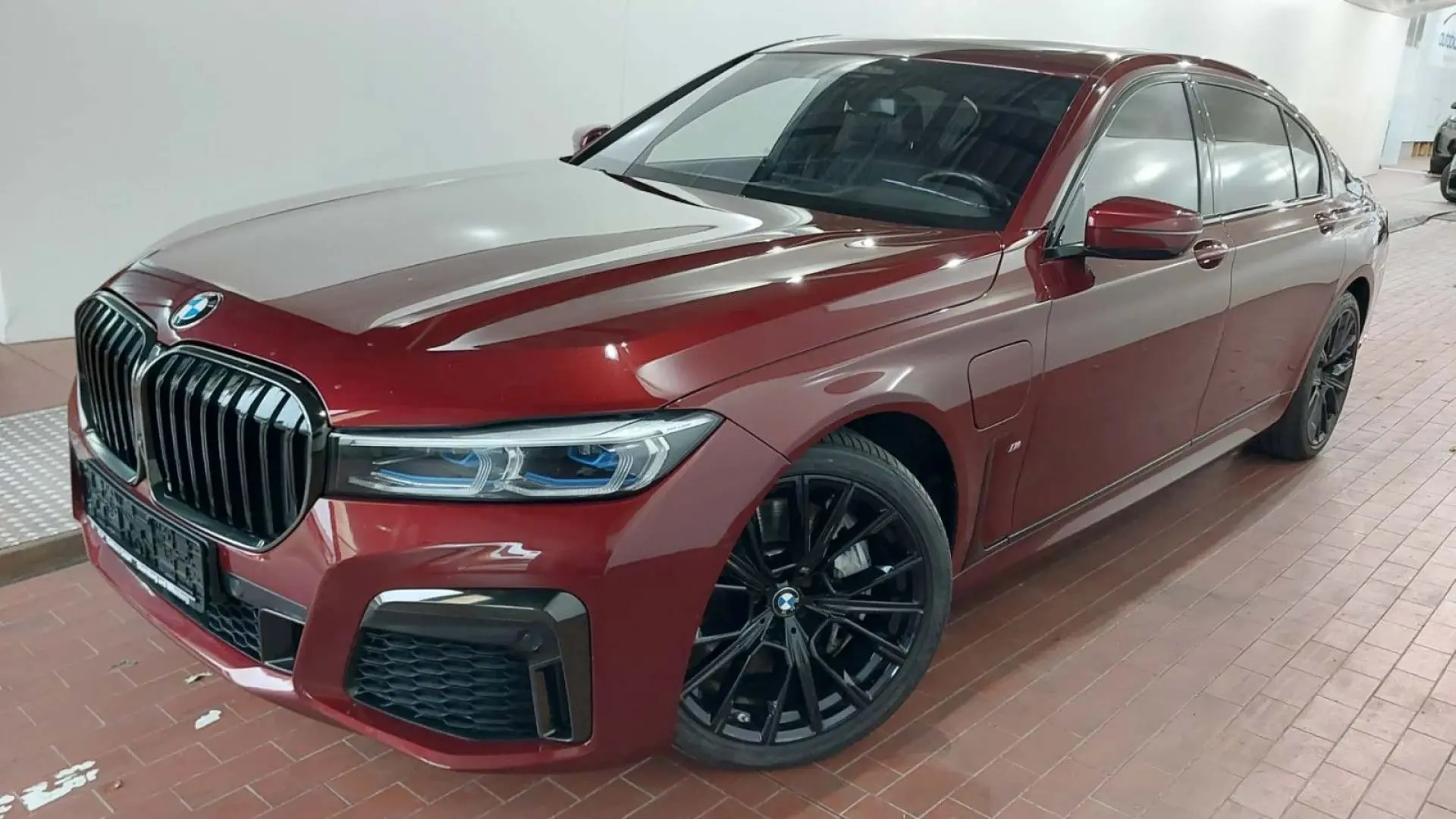 745Le xDrive M Sportpaket 3xTV B&W Pano 20 Laser