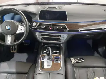 745Le xDrive M Sportpaket 3xTV B&W Pano 20 Laser