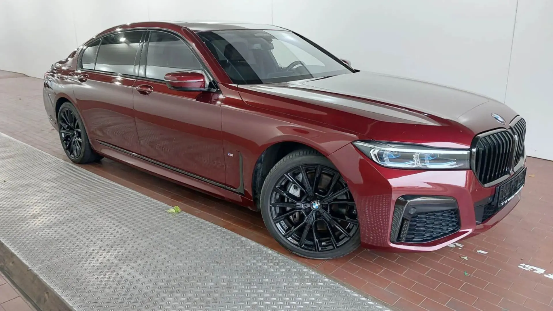 745Le xDrive M Sportpaket 3xTV B&W Pano 20 Laser