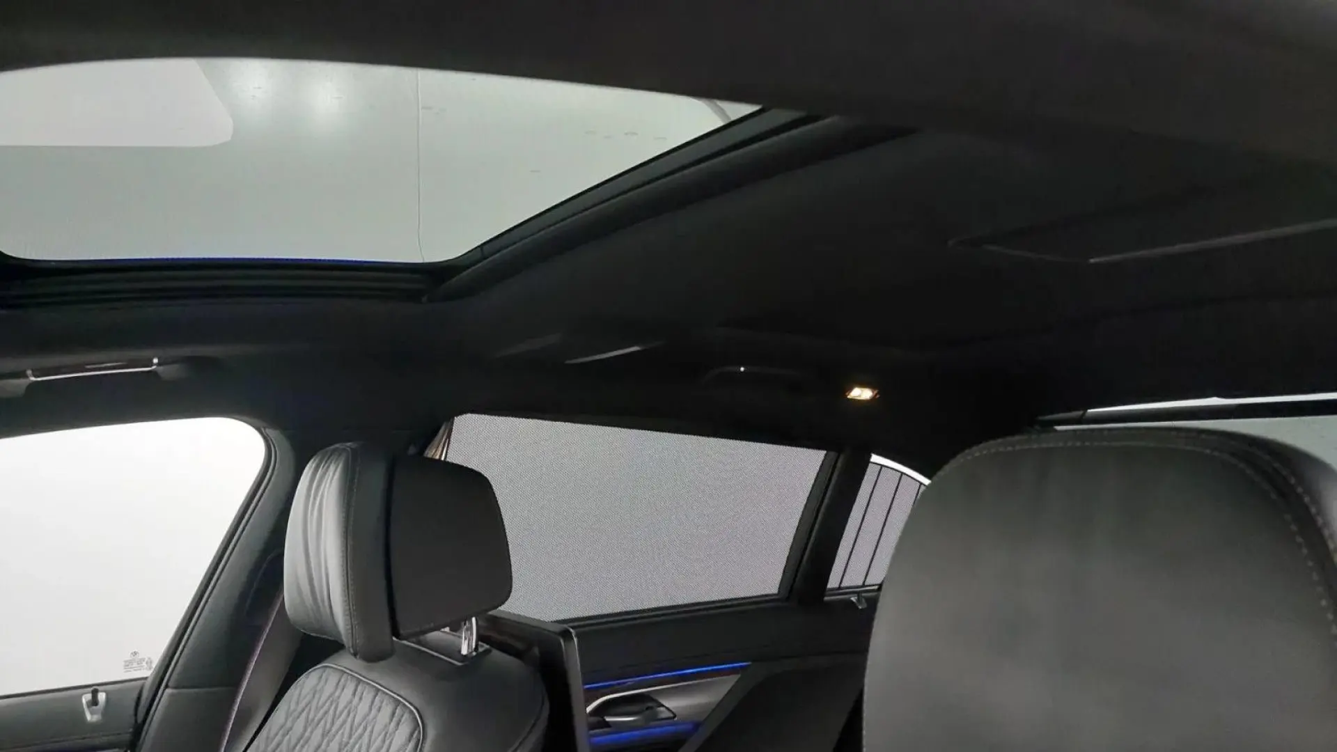 745Le xDrive M Sportpaket 3xTV B&W Pano 20 Laser