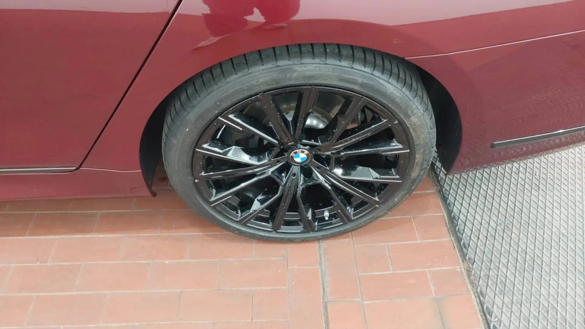 745Le xDrive M Sportpaket 3xTV B&W Pano 20 Laser