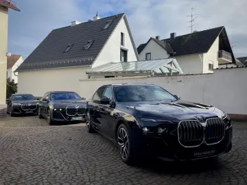 740d xDrive M Sport - Sky Lounge  B&W  Head Up