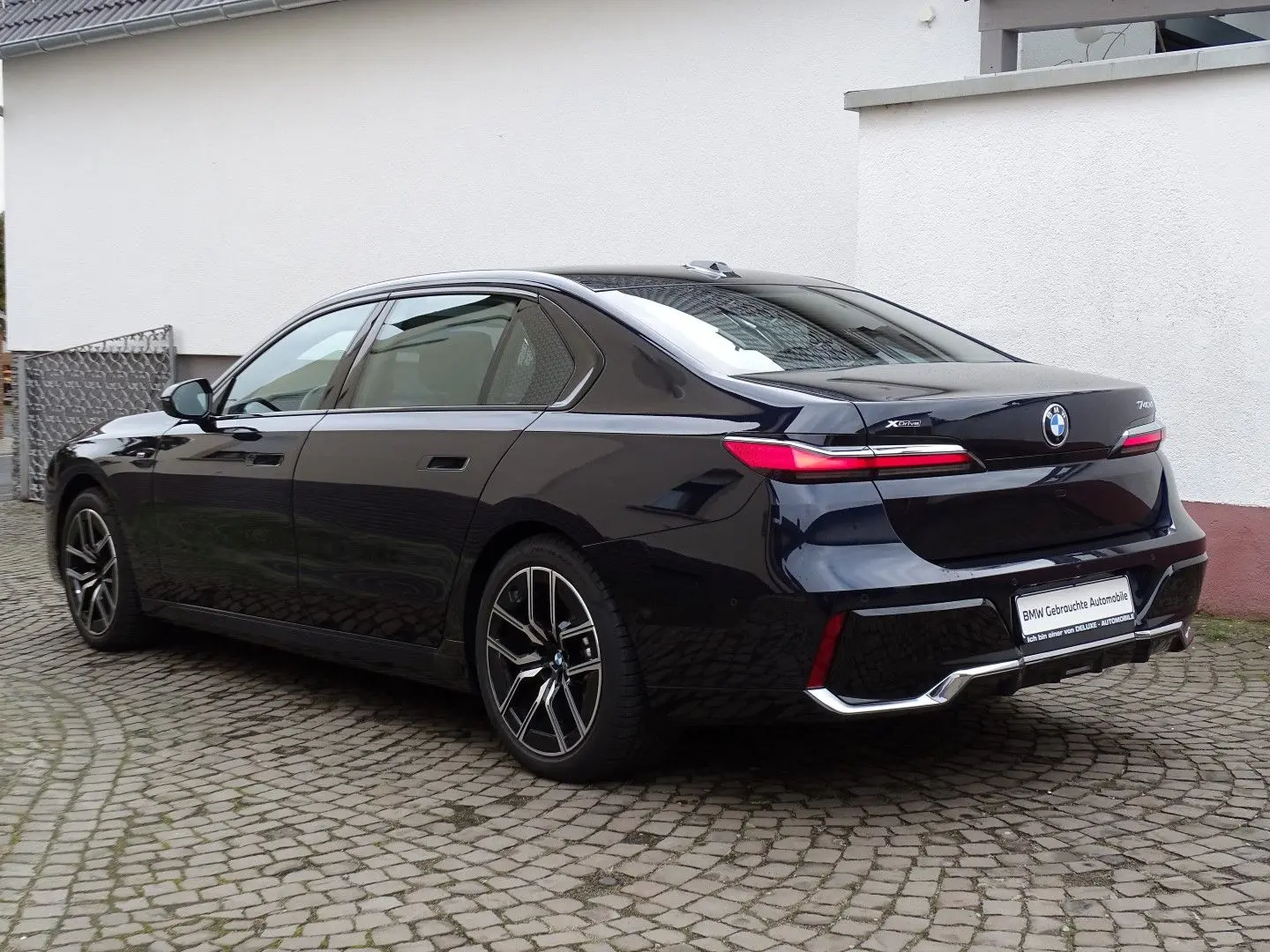 740d xDrive M Sport - Sky Lounge  B&W  Head Up