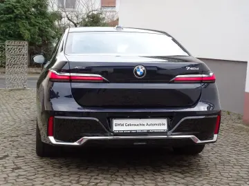 740d xDrive M Sport - Sky Lounge  B&W  Head Up