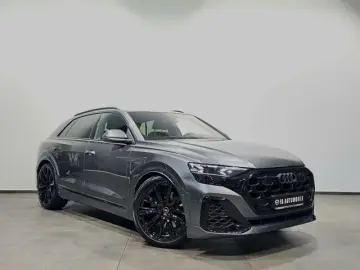SQ8 Black Edition