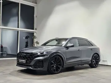 SQ8 Black Edition