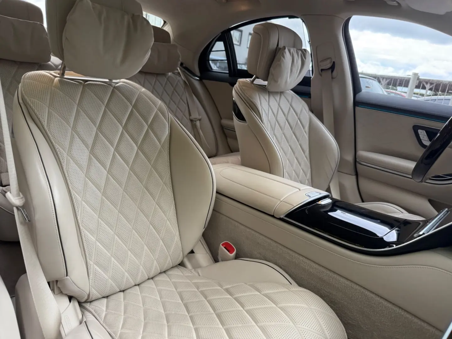 Mercedes-Benz S 450 4Matic AMG Pano AllradLenkung Burmaster