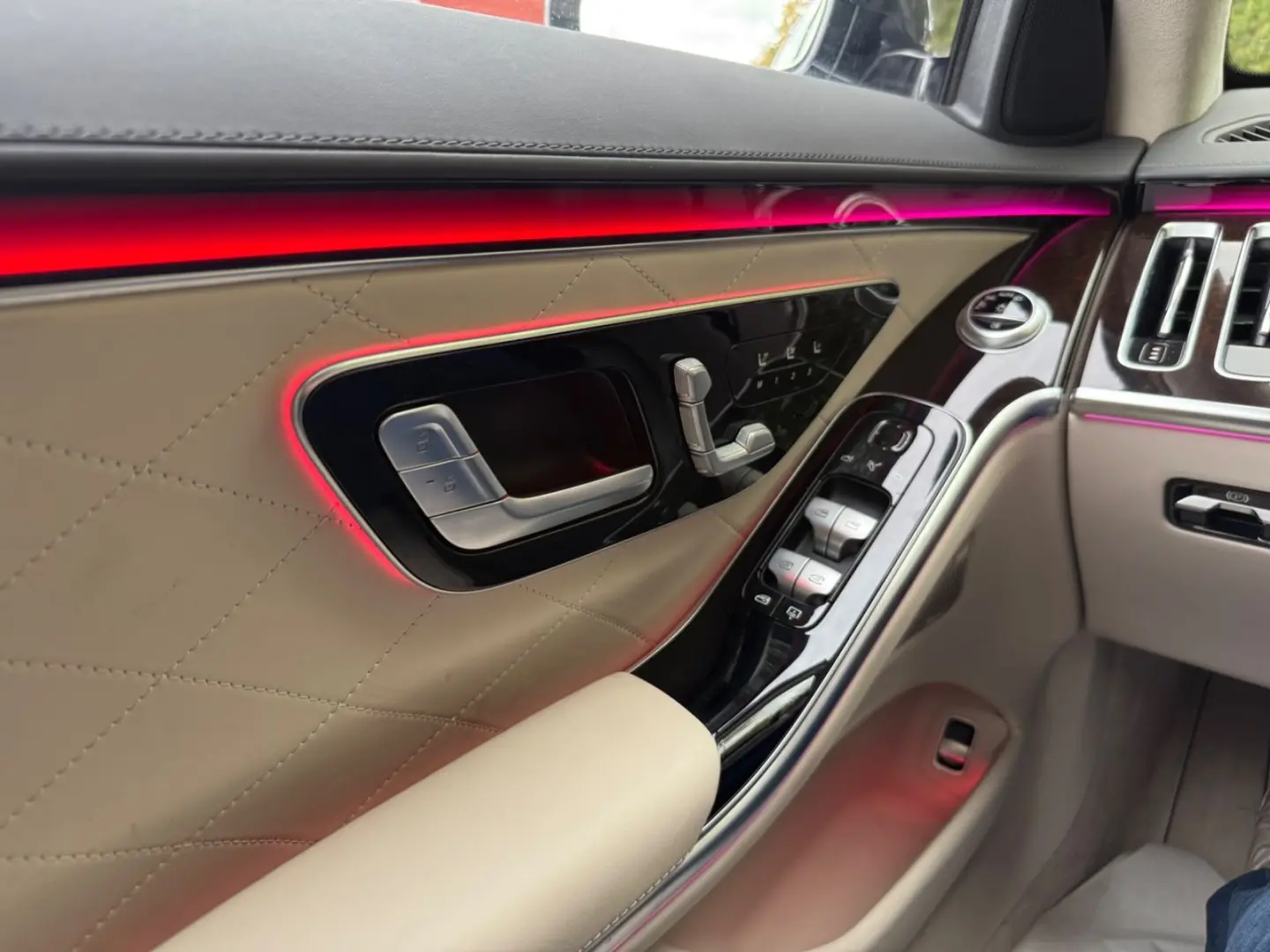 Mercedes-Benz S 450 4Matic AMG Pano AllradLenkung Burmaster