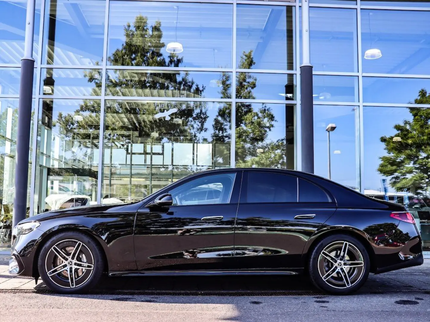 E 220 d 4M Limo AMG