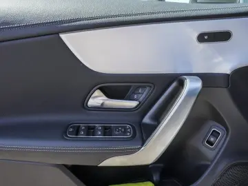 CLA 200 AMG Line Rückfahrkamera Ambiente LED