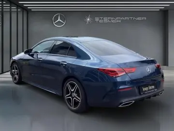 CLA 200 d 4M  AMG Night MBUX PANO Ambiente DISTR