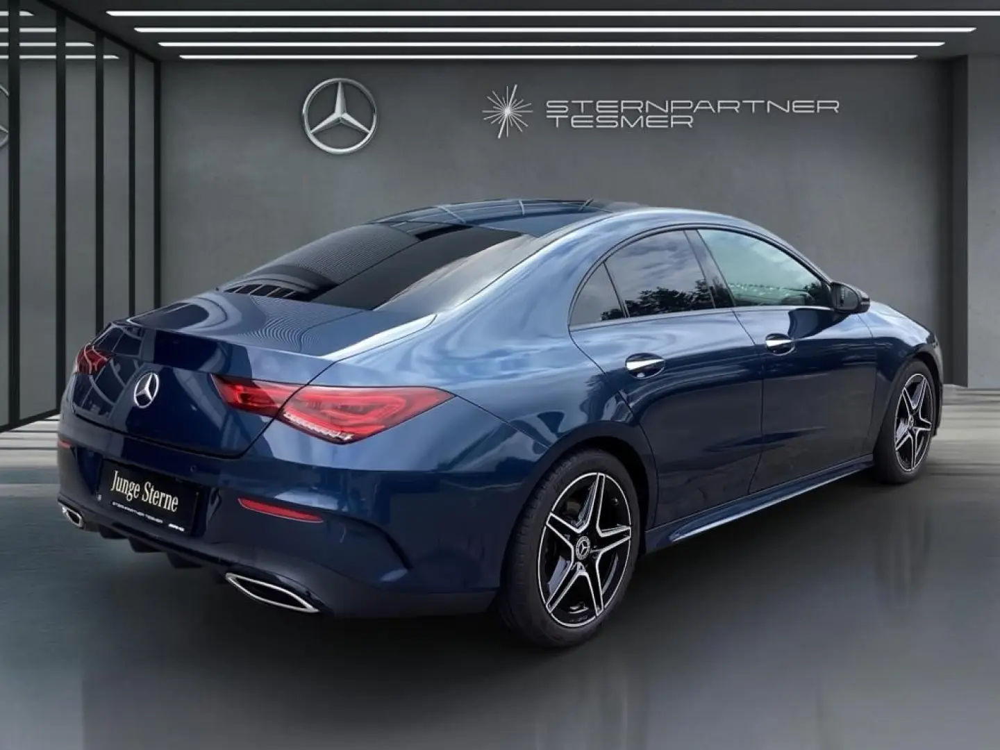 CLA 200 d 4M  AMG Night MBUX PANO Ambiente DISTR