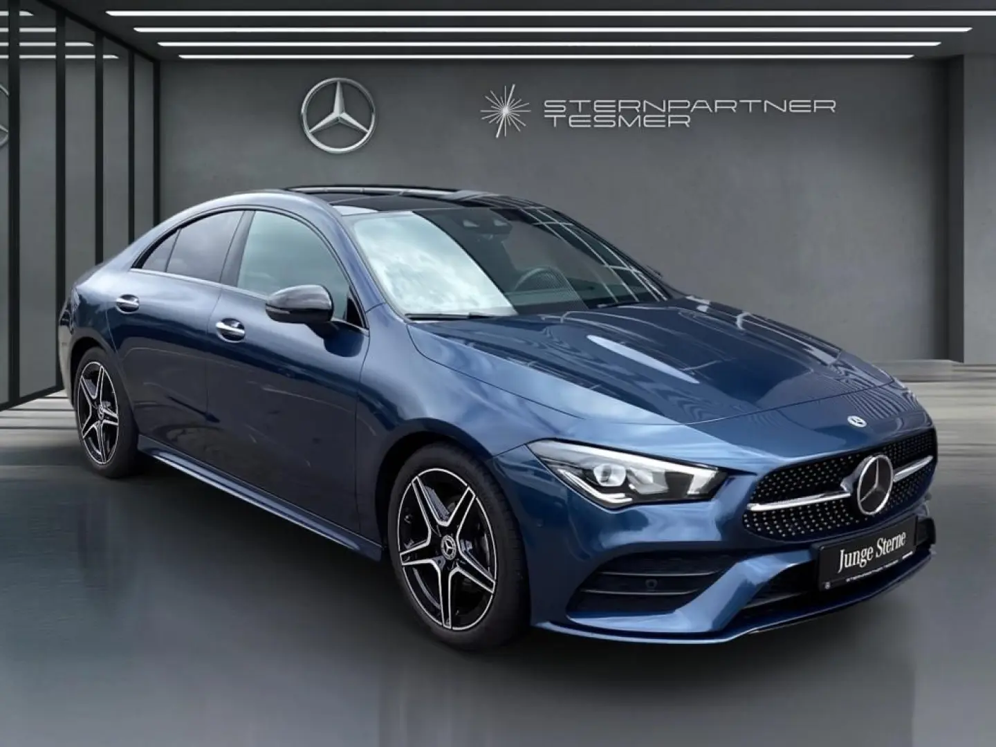 CLA 200 d 4M  AMG Night MBUX PANO Ambiente DISTR