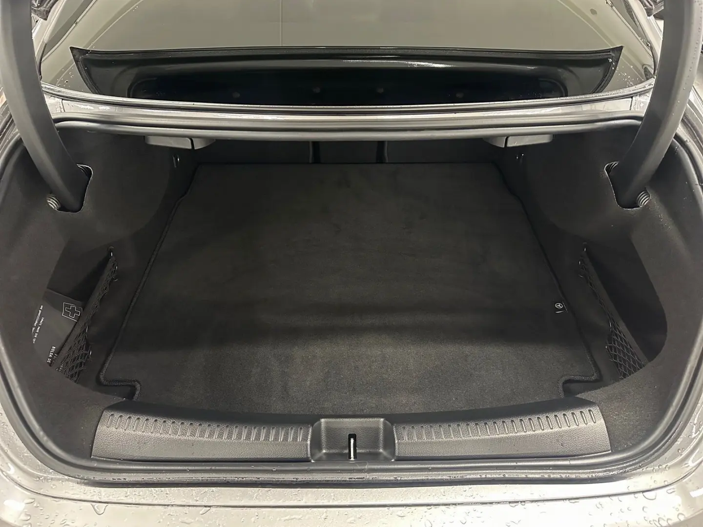 CLA 200 4M AMG-Line Totwinkel 360  MBUX-High LED