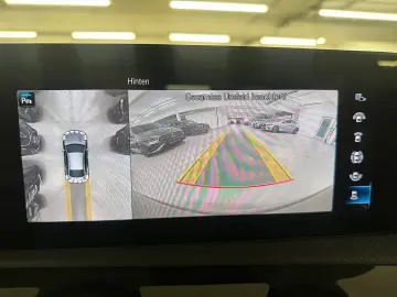 CLA 200 4M AMG-Line Totwinkel 360  MBUX-High LED