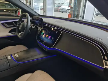 E 220 220d 4Matic AMG Line