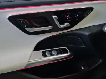 E 220 220d 4Matic AMG Line Night