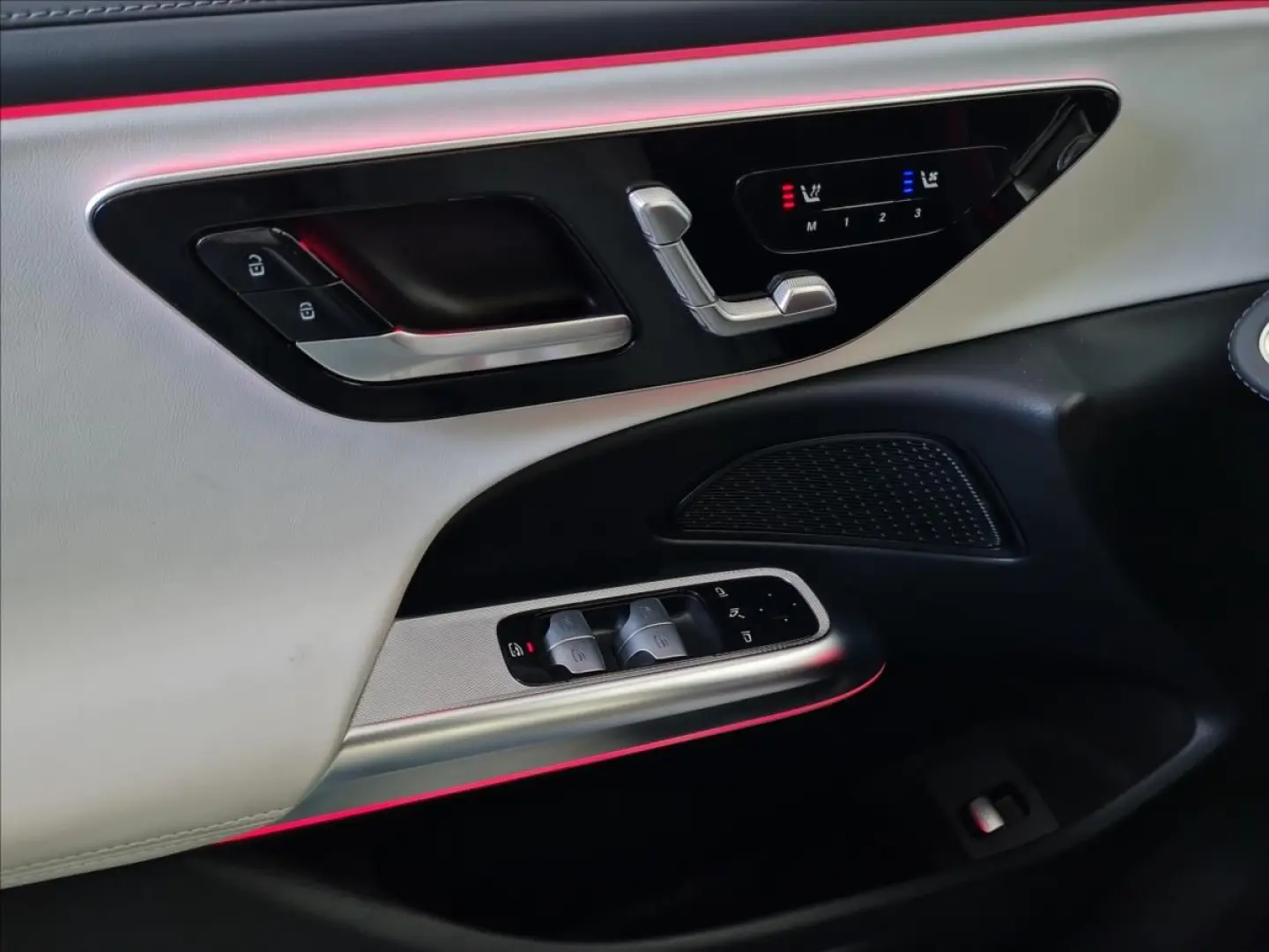 E 220 220d 4Matic AMG Line Night