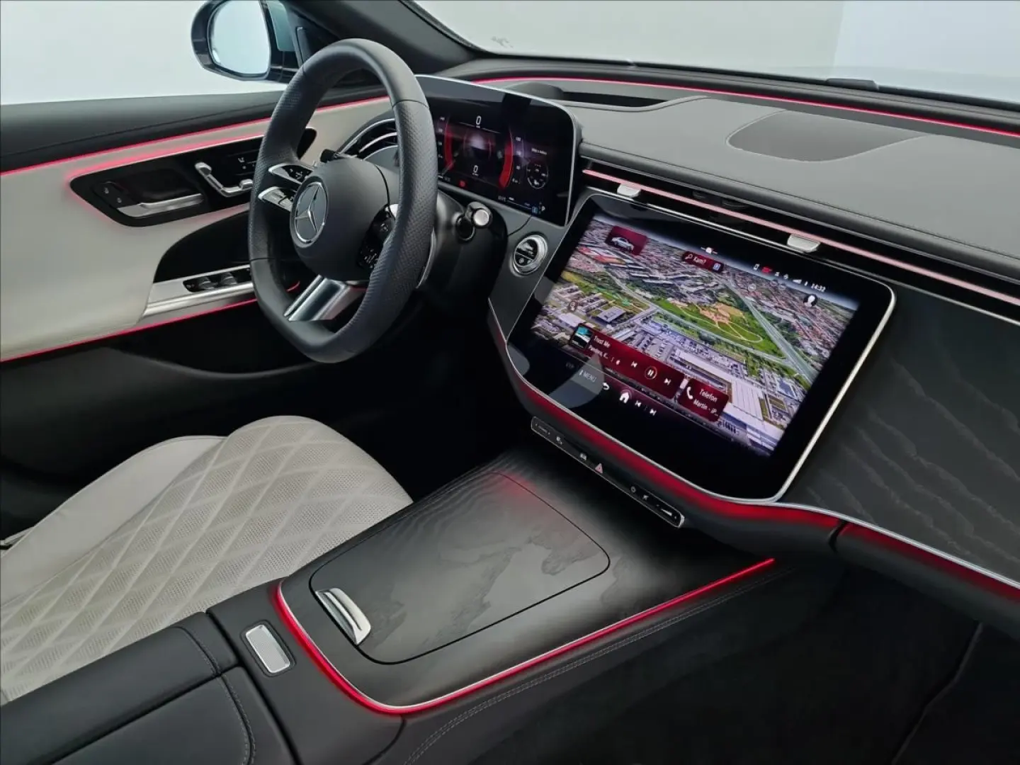 E 220 220d 4Matic AMG Line Night