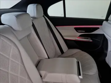 E 220 220d 4Matic AMG Line Night